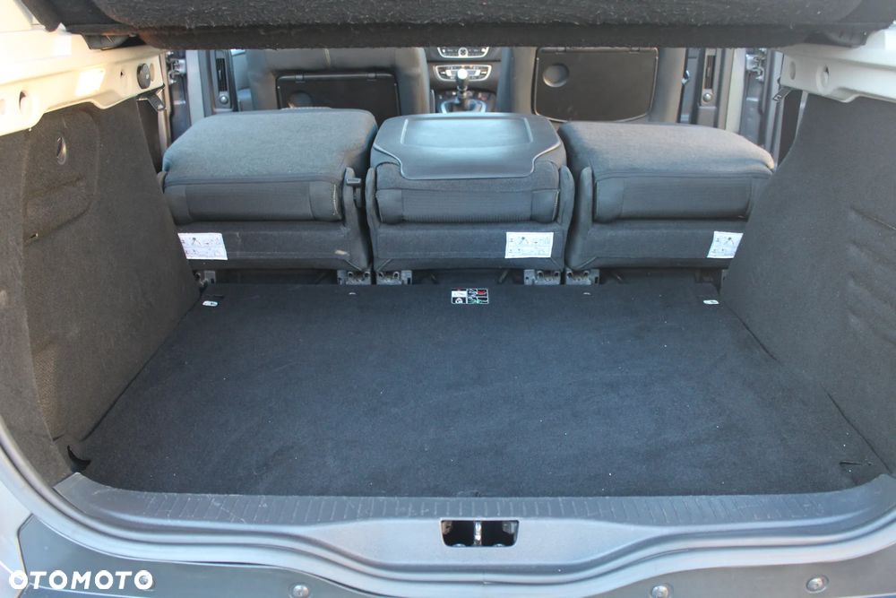 Renault Scenic - 36