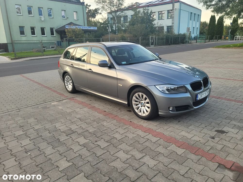 BMW Seria 3 318d - 2