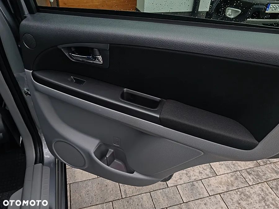 Suzuki SX4 1.6 VVT 4x4 Style - 34