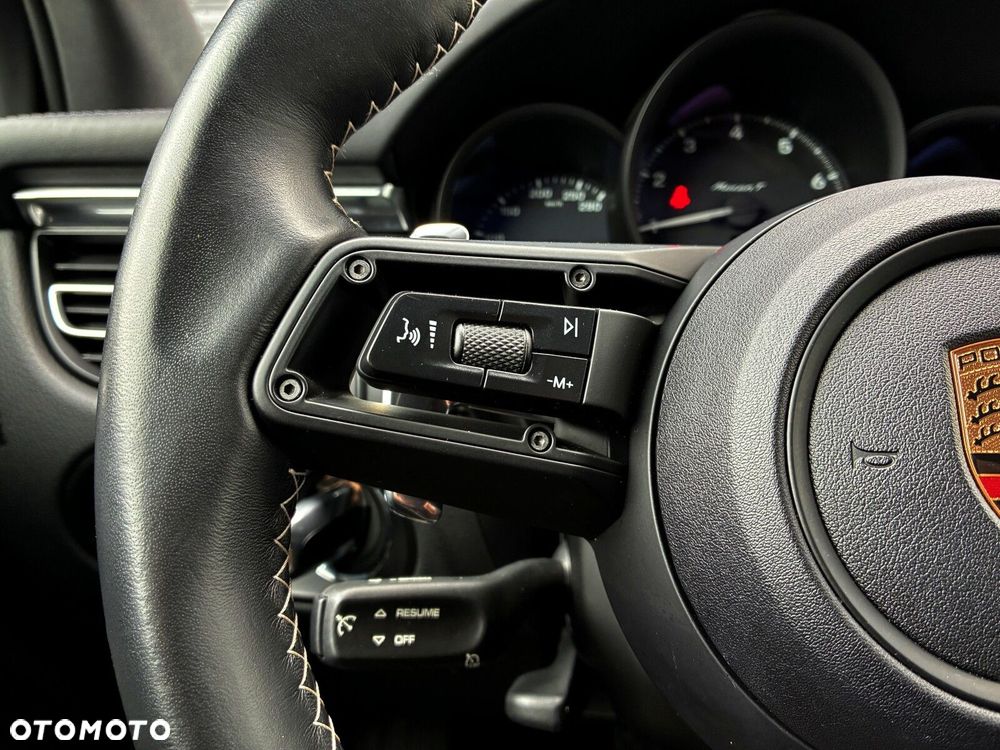 Porsche Macan - 20