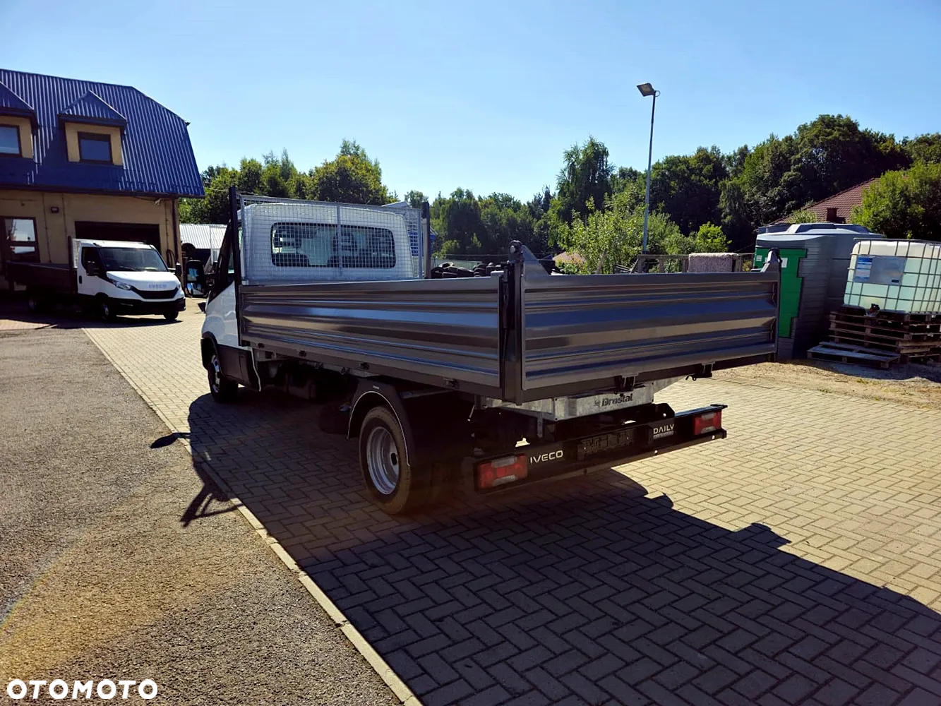 Iveco 35C16 - 8