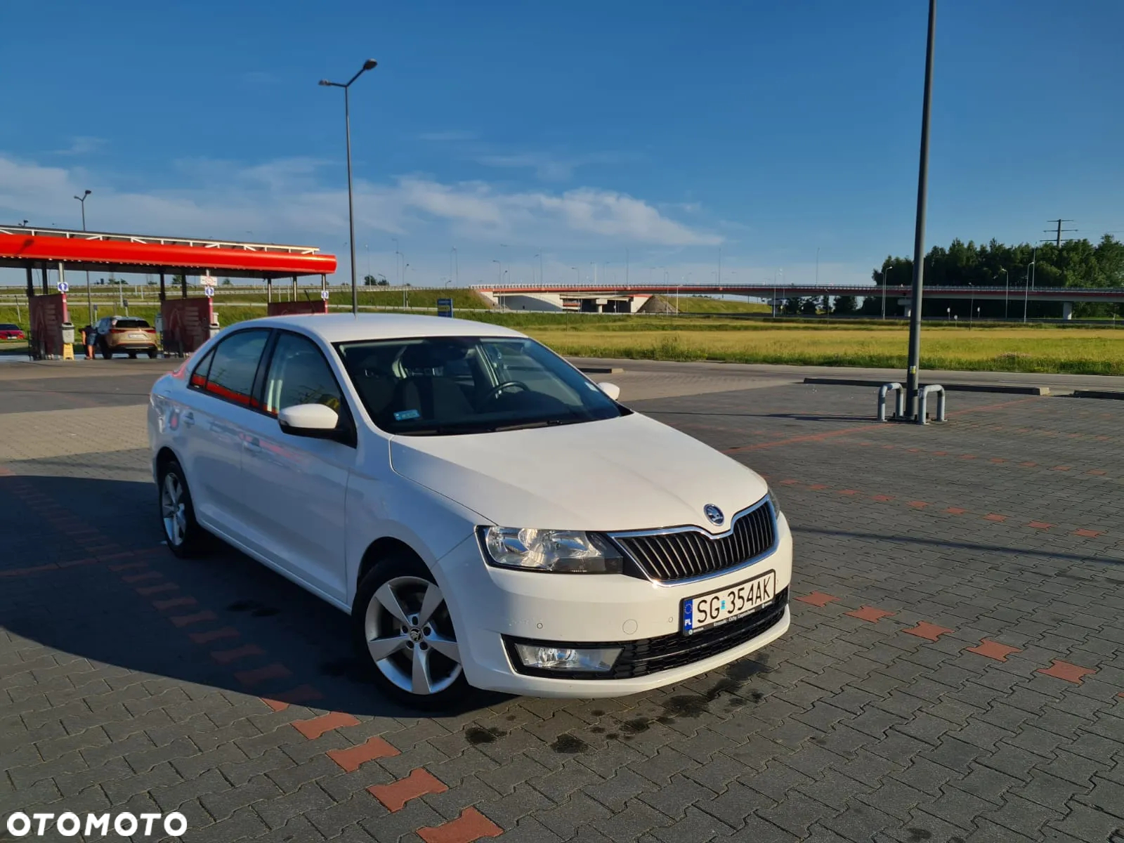 Skoda RAPID 1.2 TSI Style - 9
