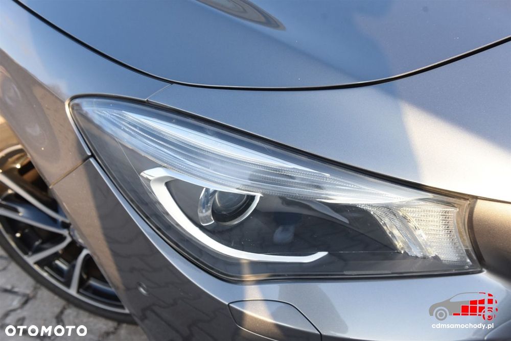 Mercedes-Benz CLA - 13