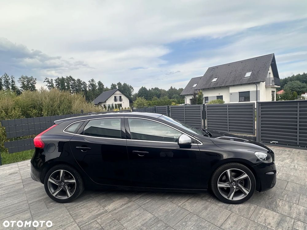 Volvo V40 T2 Drive-E R-Design Momentum - 4