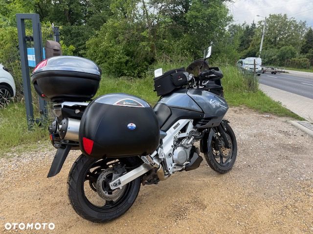 Suzuki V-STROM - 2