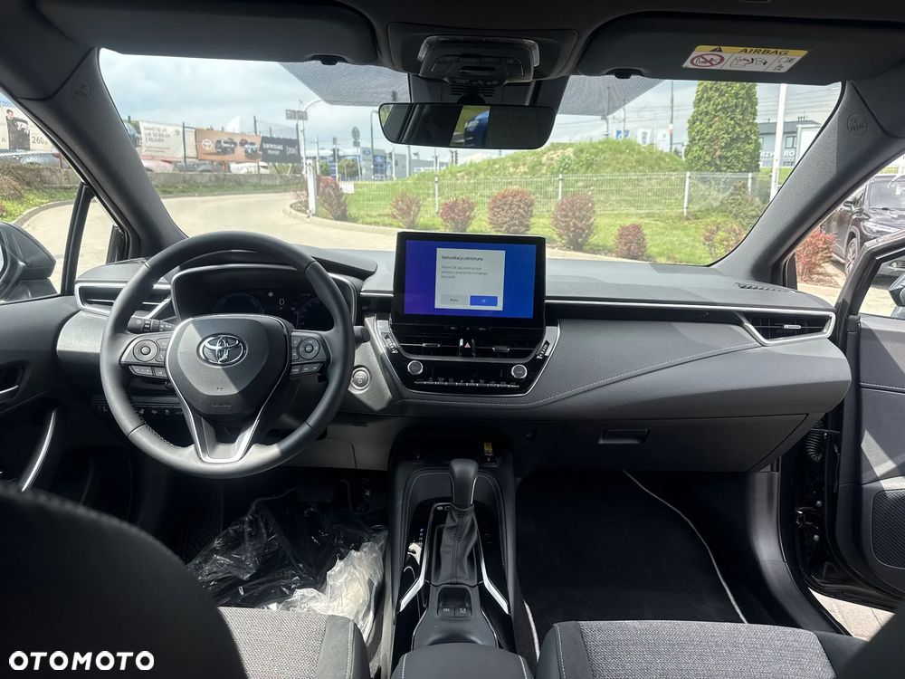 Toyota Corolla 1.8 Hybrid Style - 11