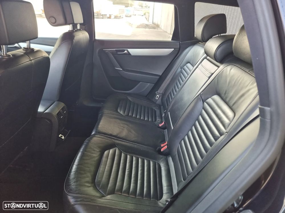 VW Passat Variant 2.0 TDI 4M Highline IM - 12