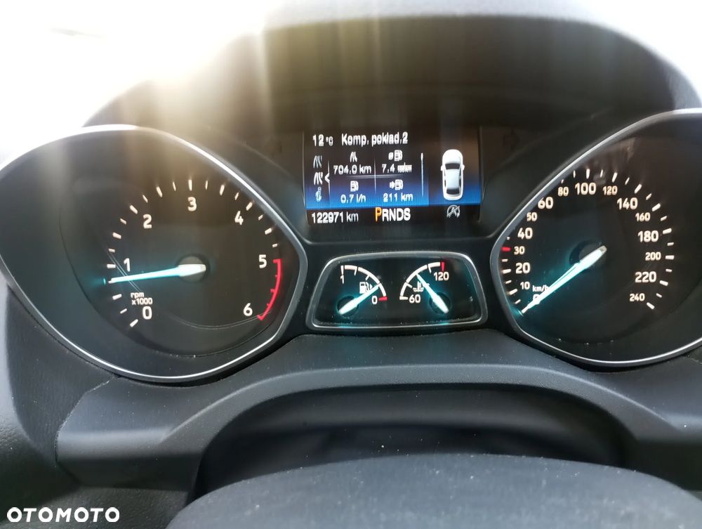 Ford Kuga 2.0 TDCi AWD Titanium - 33