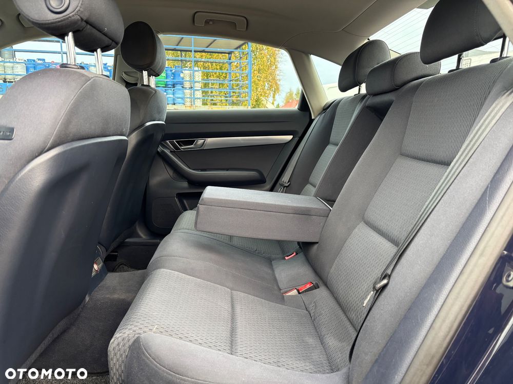 Audi A6 Limousine 2.4 Multitronic - 7