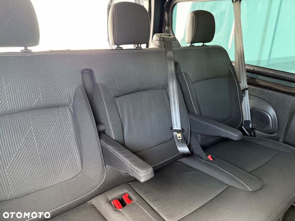 Renault Trafic Grand Passenger 3,0t Pack Clim - 32