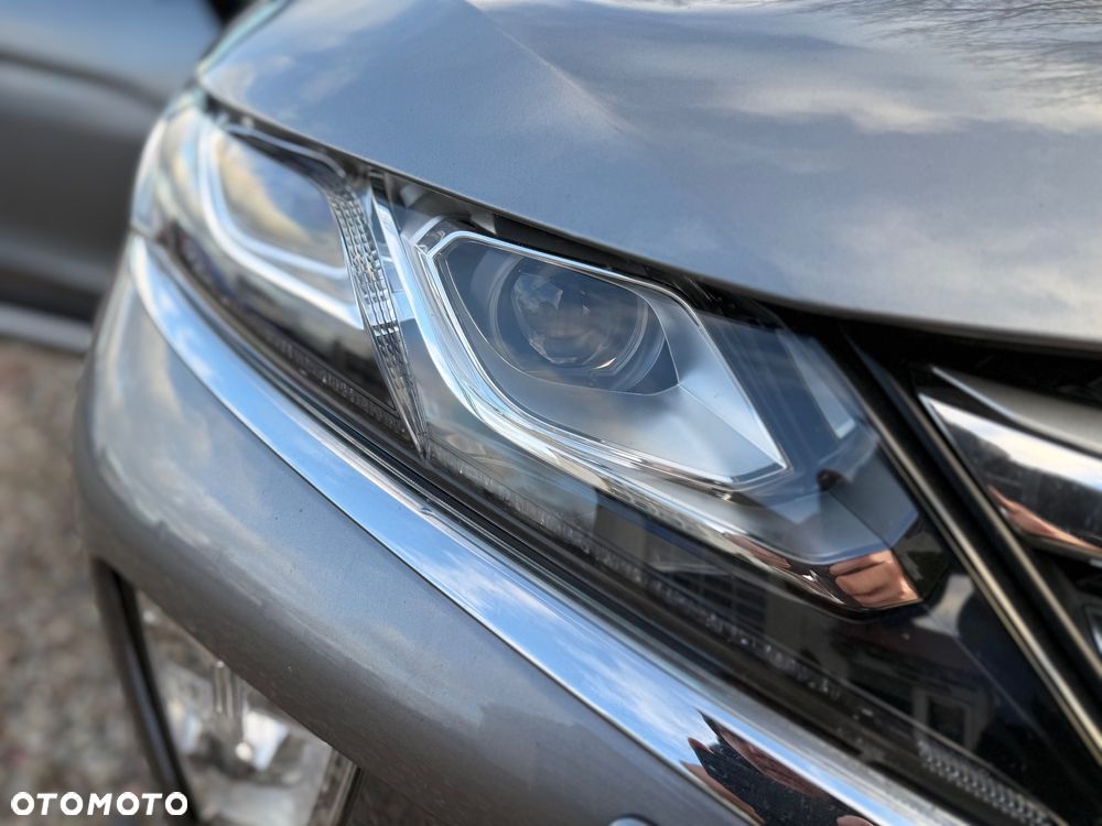 Mitsubishi Eclipse Cross - 16