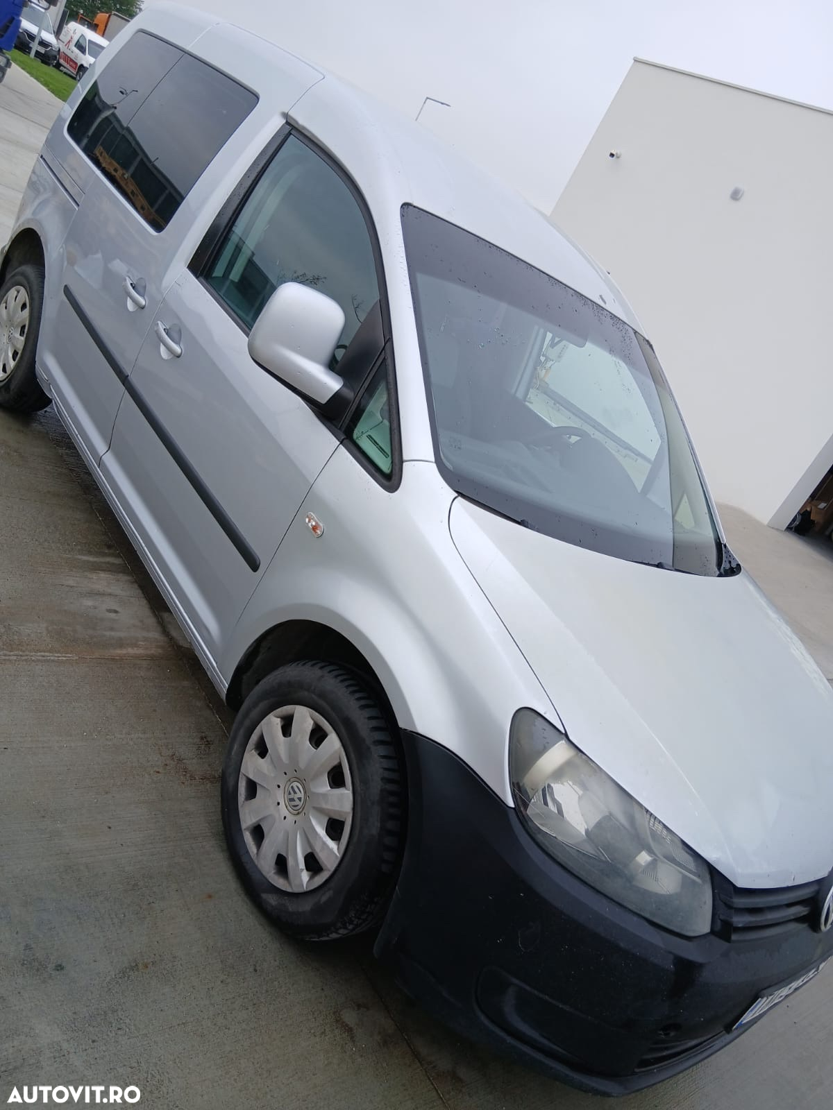 Volkswagen Caddy - 2