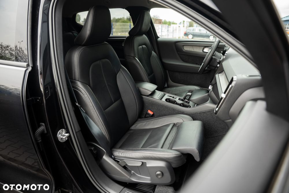 Volvo XC 40 - 26