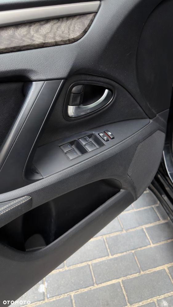 Toyota Avensis Touring Sports 1.8 Multidrive S Executive - 6