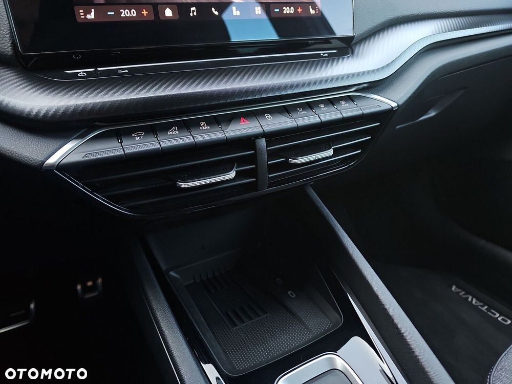 Skoda Octavia 2.0 TSI Sportline 4x4 DSG - 27