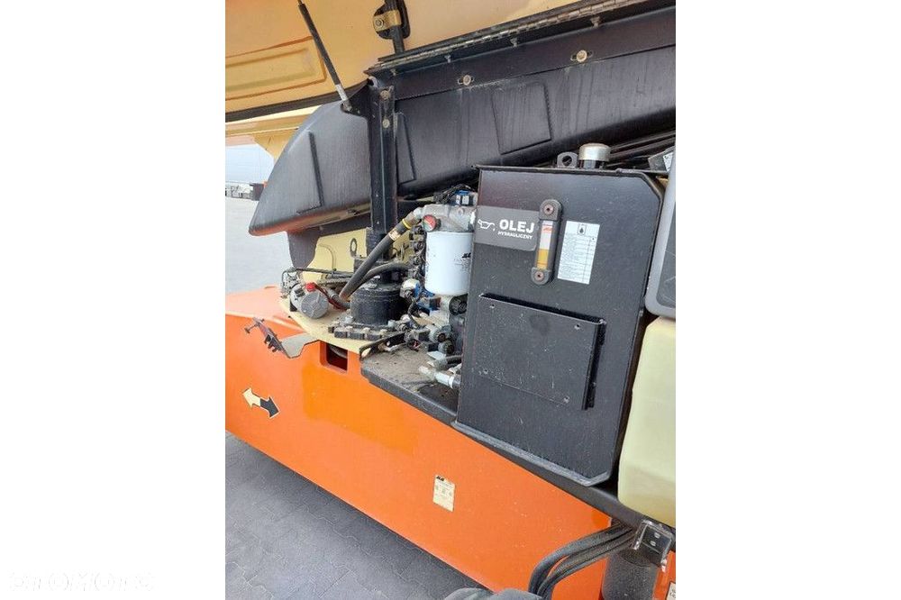 JLG 660 SJ - 20