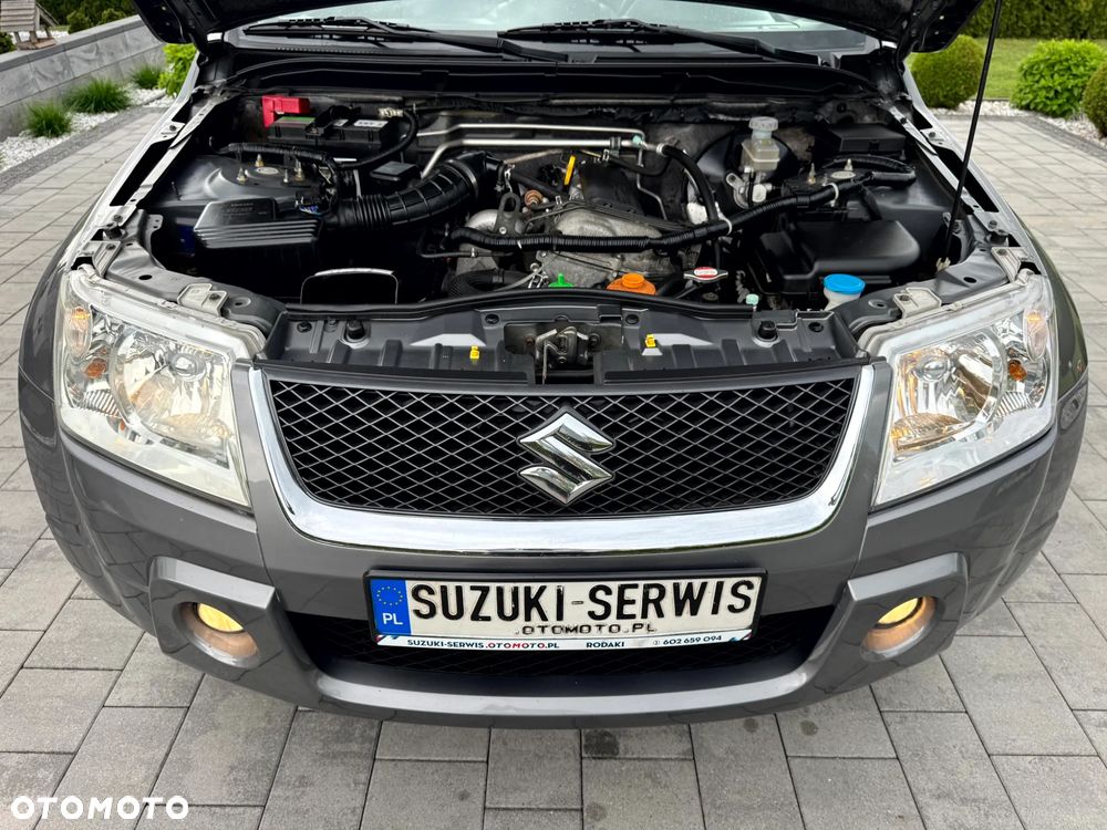 Suzuki Grand Vitara 1.6 - 12