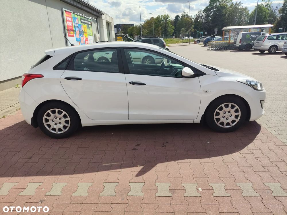Hyundai i30 1.4 CRDi Base - 5