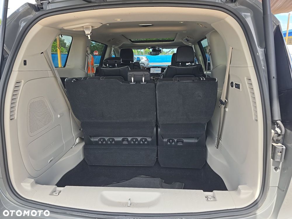 Chrysler Pacifica - 14