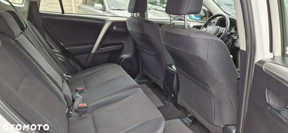 Toyota RAV4 - 26