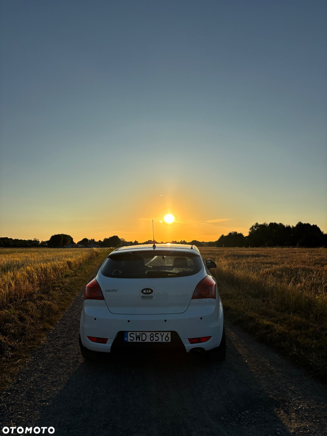 Kia Ceed - 4