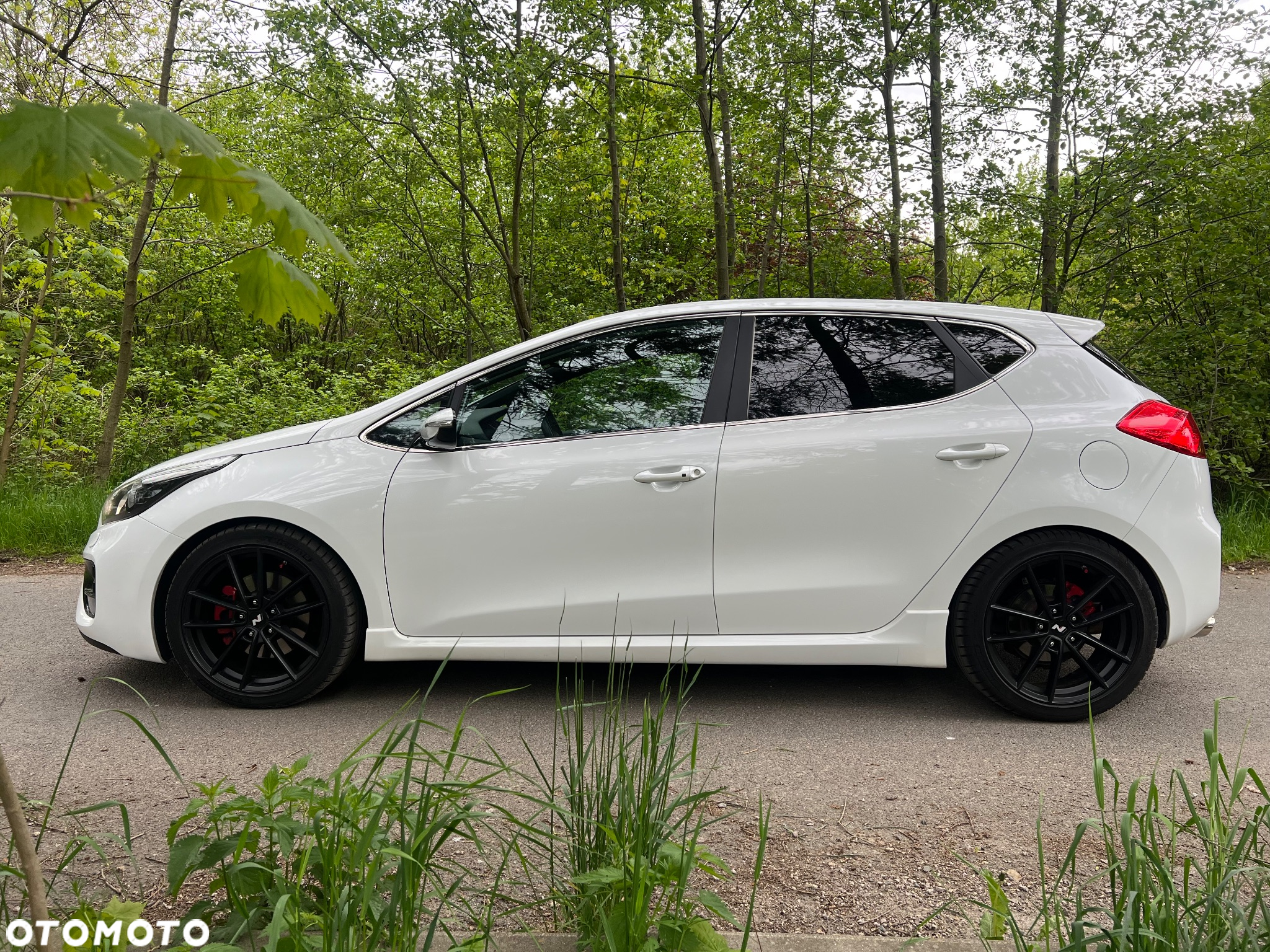 Kia Ceed Cee'd 1.6 T-GDI GT XL - 8