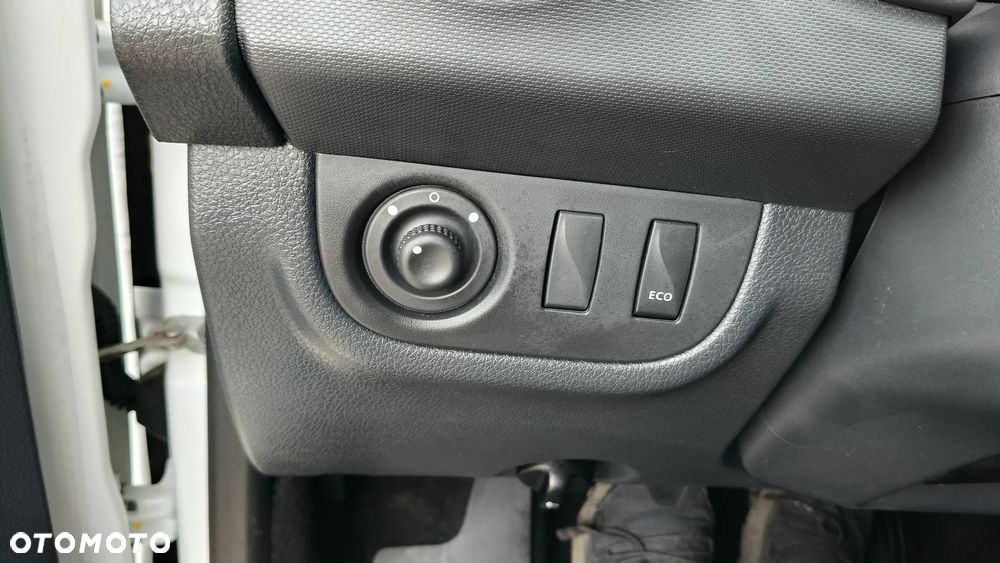 Dacia Sandero - 29