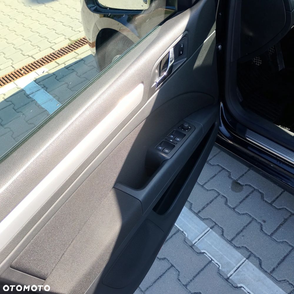 Skoda Superb 2.0 TDI Elegance - 9
