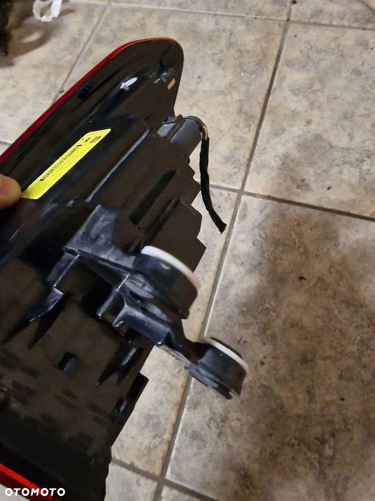 lampa led tylna lewa seat leon iv 5fa945207c - 3