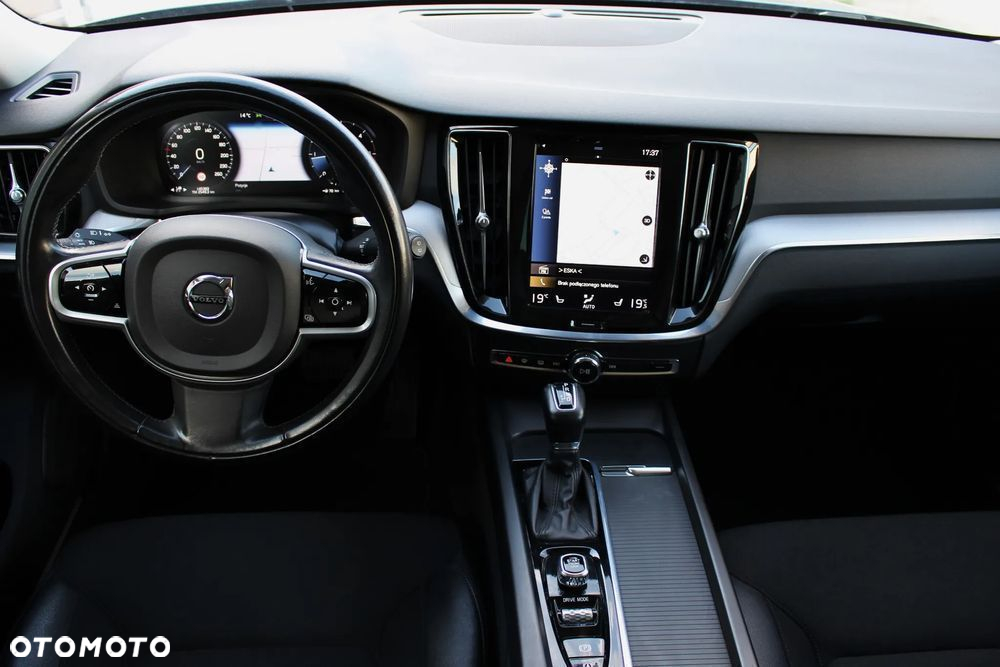 Volvo V60 D3 Geartronic Momentum Pro - 19