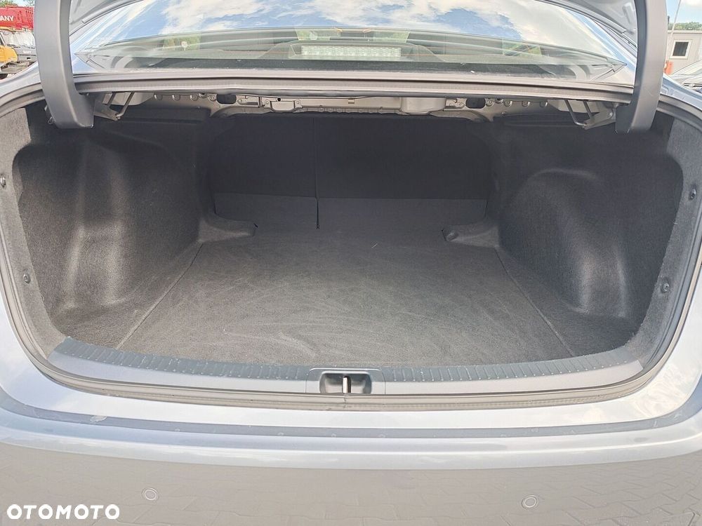 Toyota Corolla 1.5 Comfort MS - 13