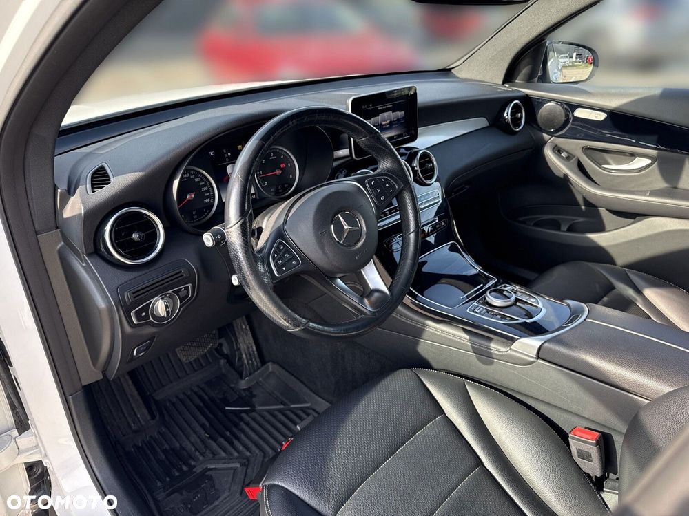 Mercedes-Benz GLC 220 d 4-Matic - 11