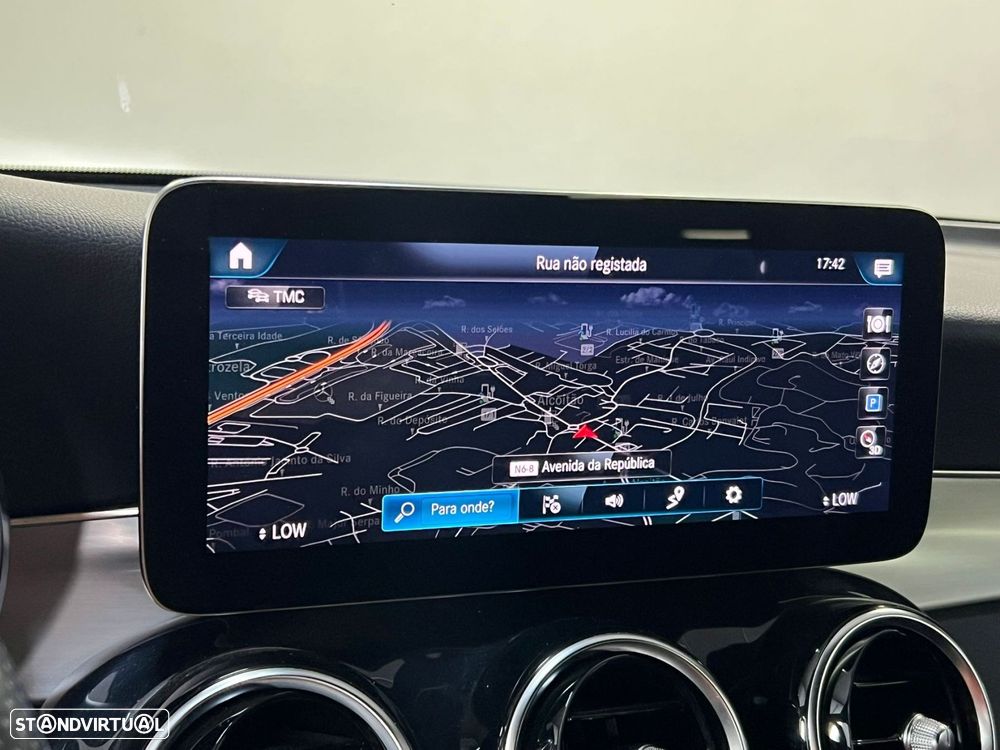 Mercedes-Benz GLC 300 e 4Matic - 11