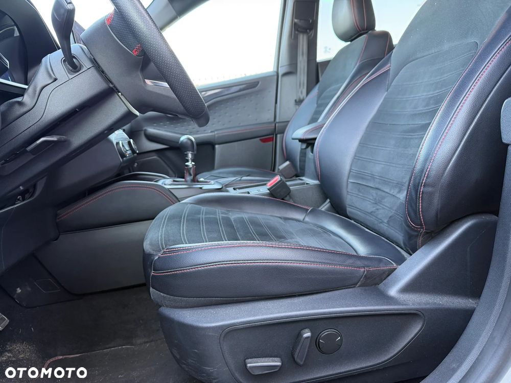 Ford Kuga 2.0 TDCi FWD ST-Line - 10