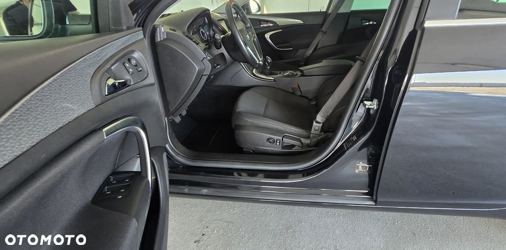 Opel Insignia - 19