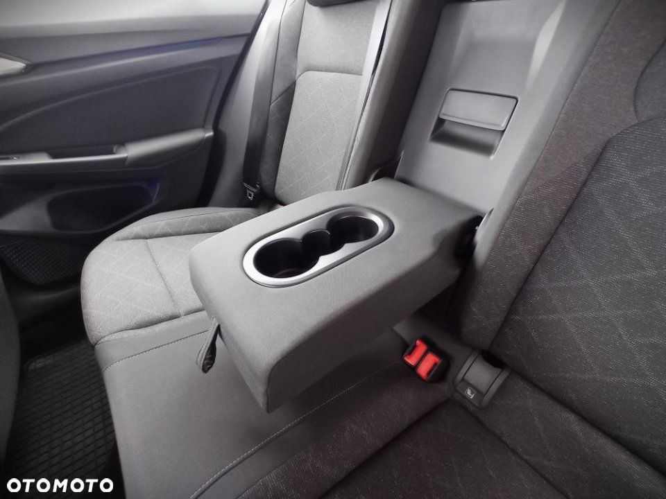 Volkswagen Golf - 14