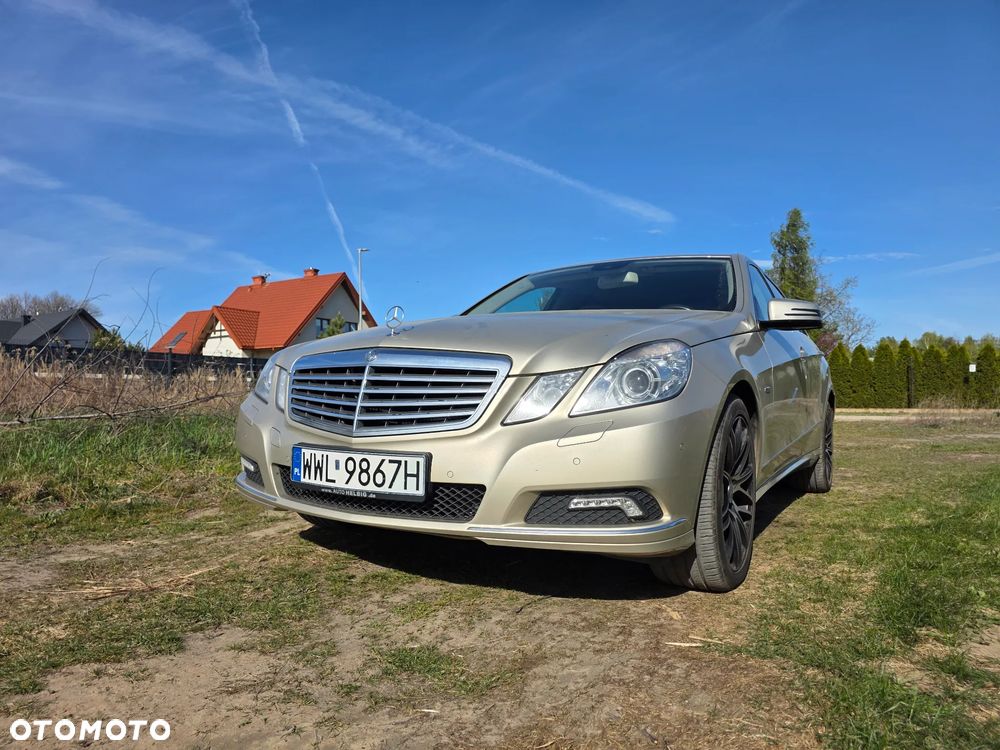 Mercedes-Benz Klasa E 250 CDI DPF BlueEFFICIENCY Automatik Elegance - 3