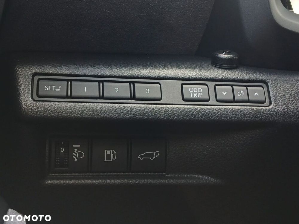 Lexus LBX 1.5 Hybrid Cool - 34