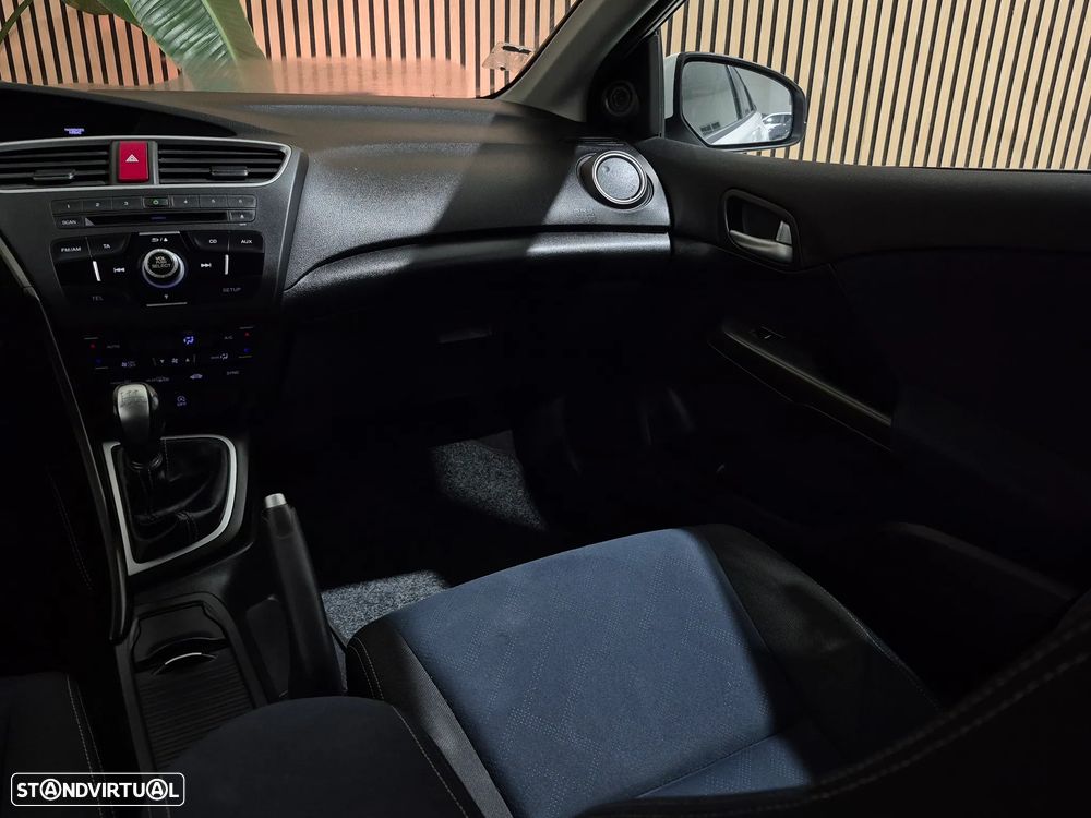 Honda Civic Tourer 1.6 i-DTEC Elegance - 13