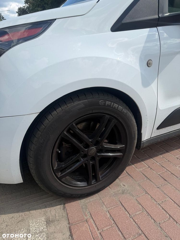 Ford Transit Connect - 12