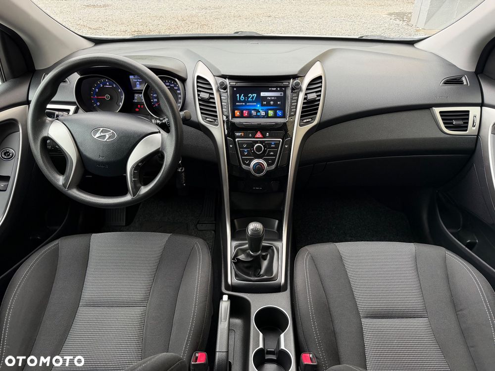 Hyundai i30 1.4 Fifa World Cup Edition - 34