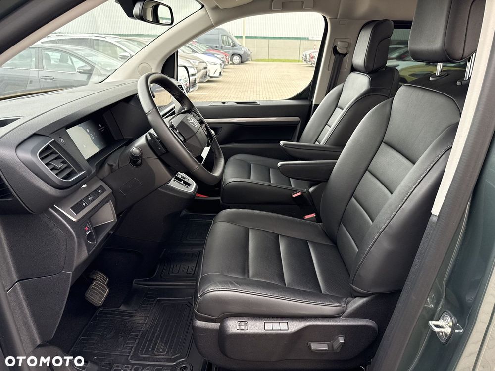 Toyota Proace Verso 2.0 D4-D Long VIP - 11