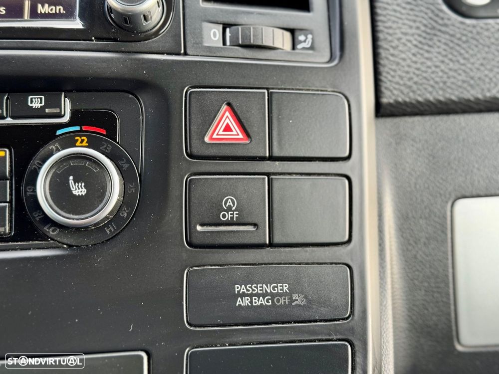 VW Multivan 2.0 TDi 180 Highline BlueMotion - 37