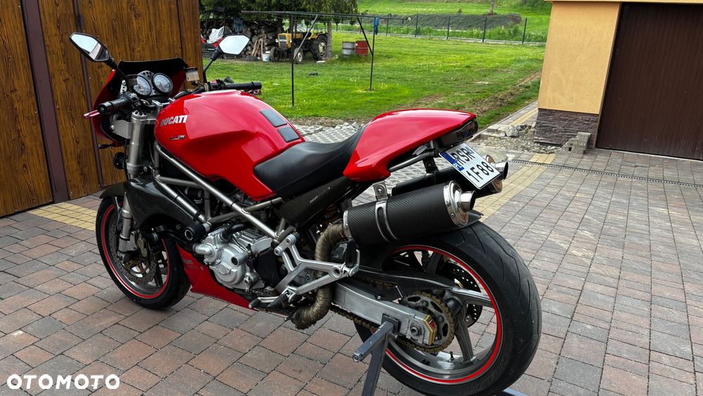 Ducati Monster - 4