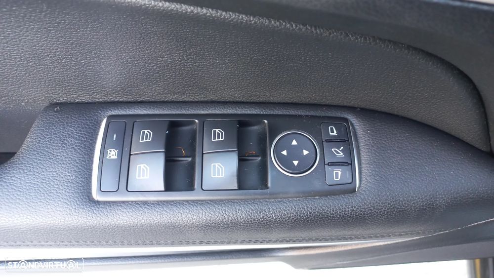 Mercedes-Benz E 220 CDi Avantgarde BlueEfficiency - 14