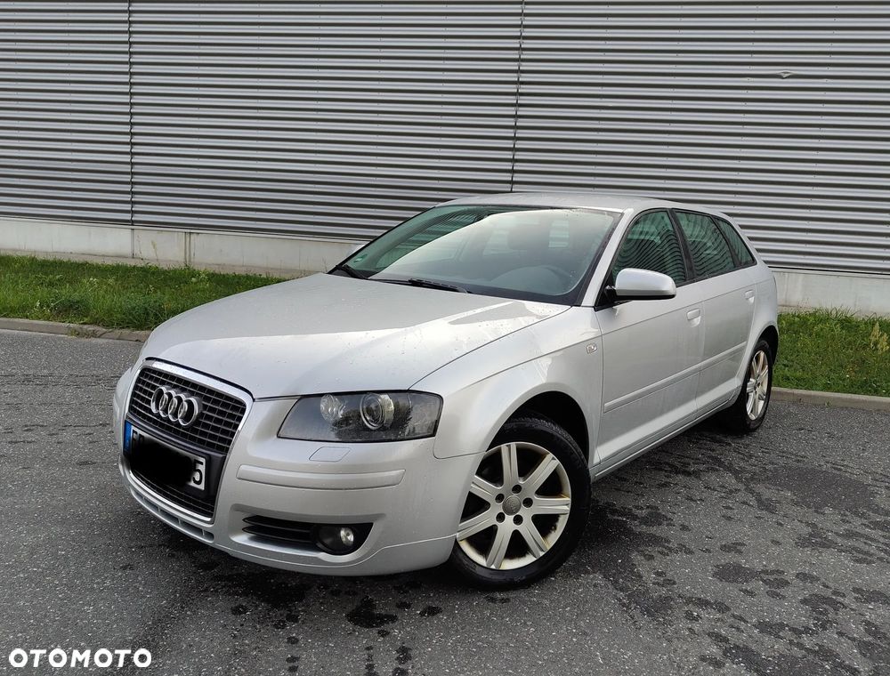 Audi A3 Sportback - 2
