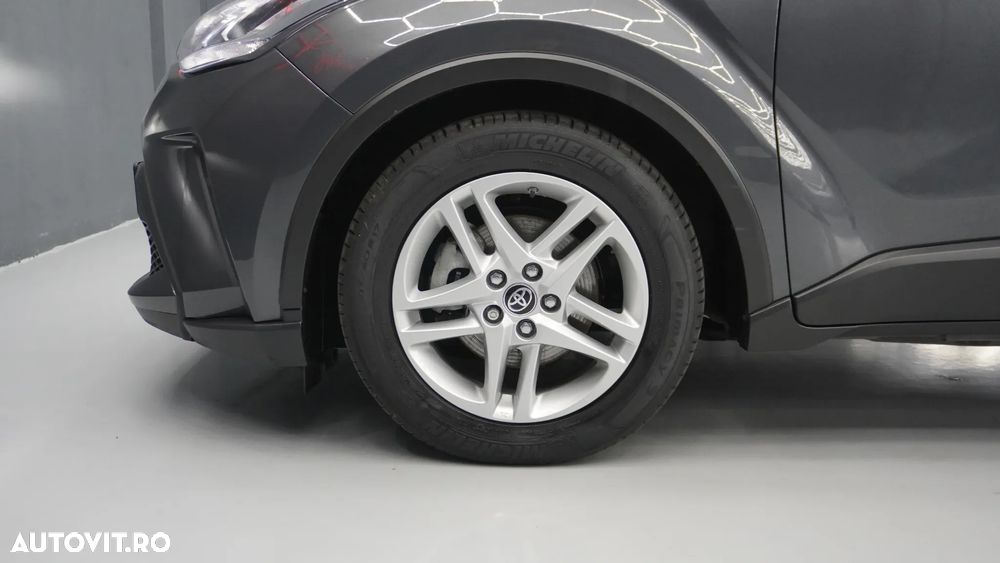 Toyota C-HR Hybrid Business-Edition - 9