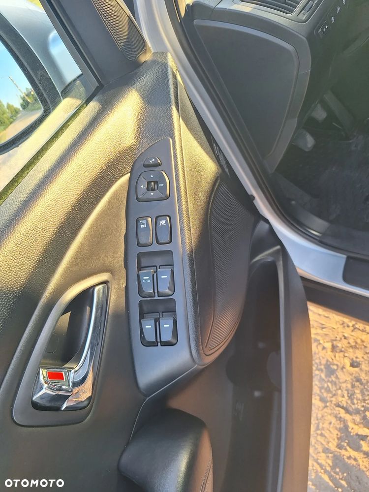 Hyundai ix35 1.7 CRDi Comfort 2WD - 22