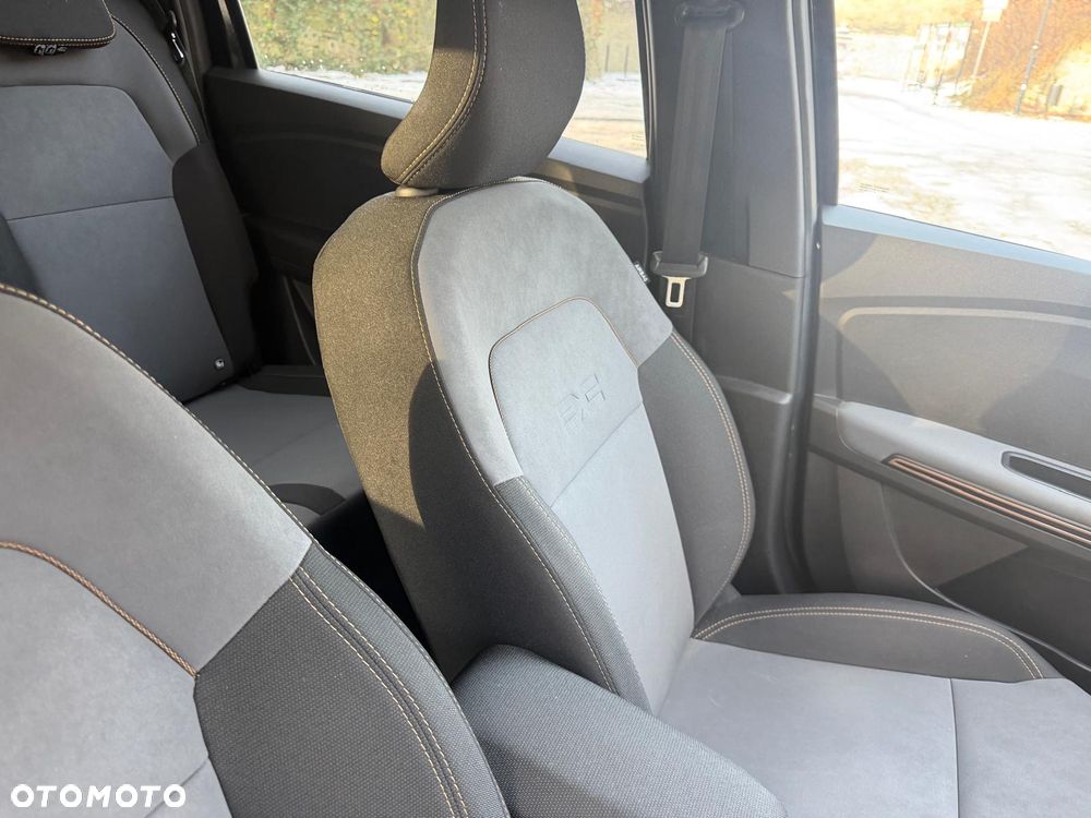 Dacia Jogger 1.6 Full Hybrid 140 Expression MMT - 18