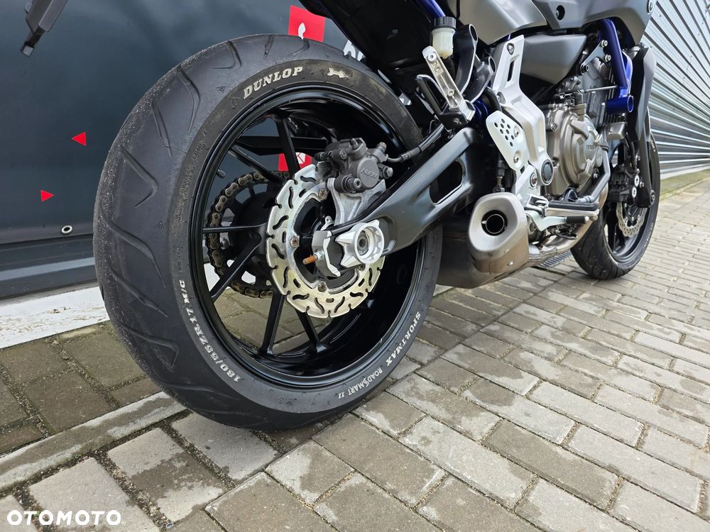 Yamaha MT - 19